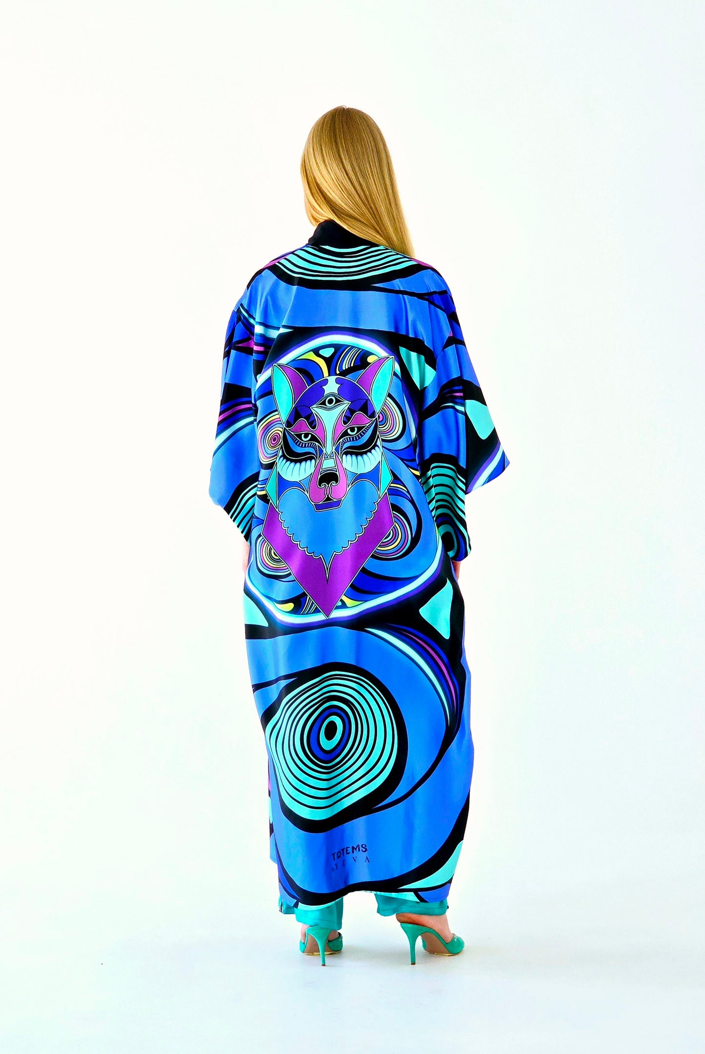Light_KIMONO "TOTEM WOLF"