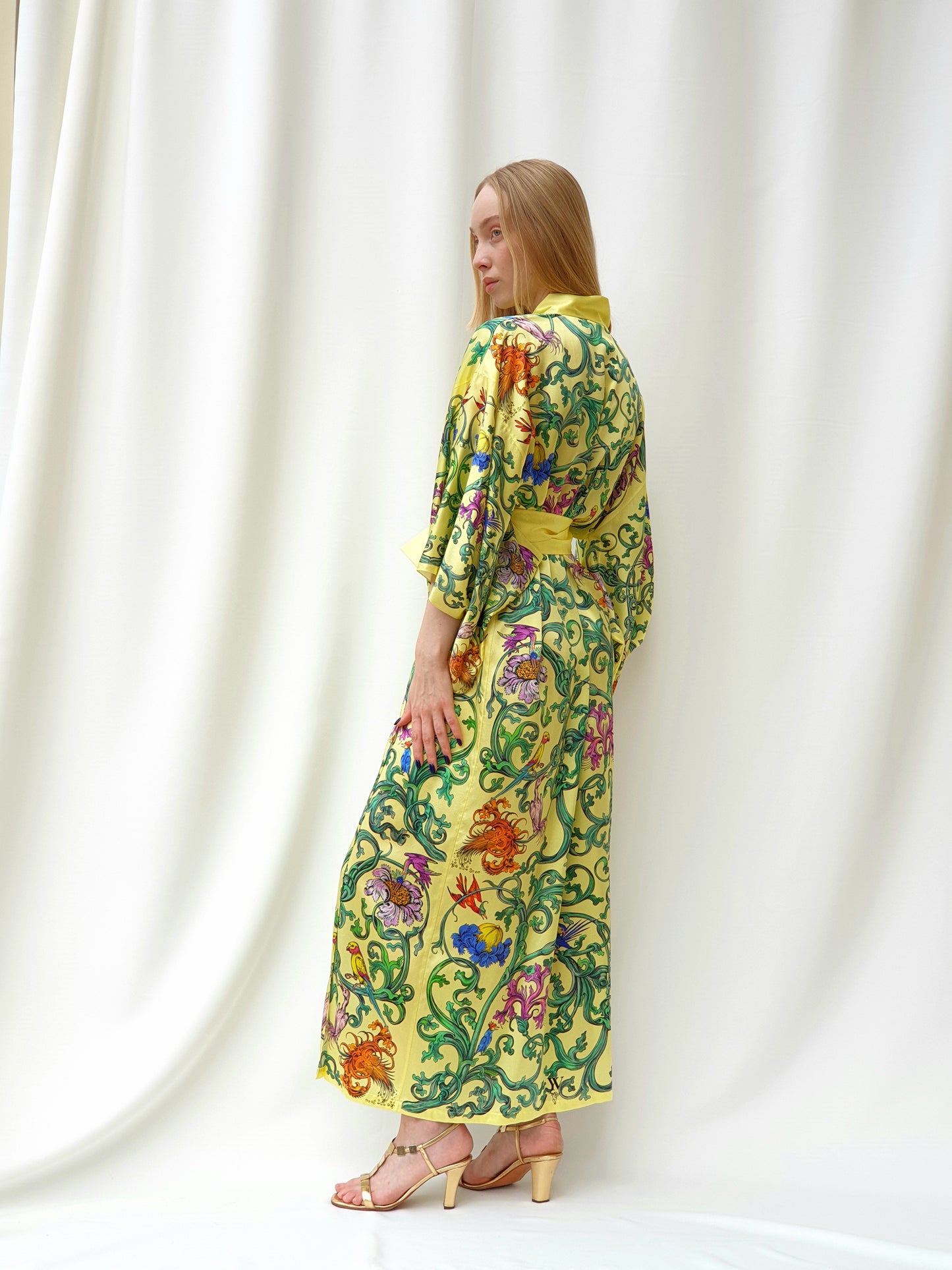 Light_KIMONO "Grapevine" creme