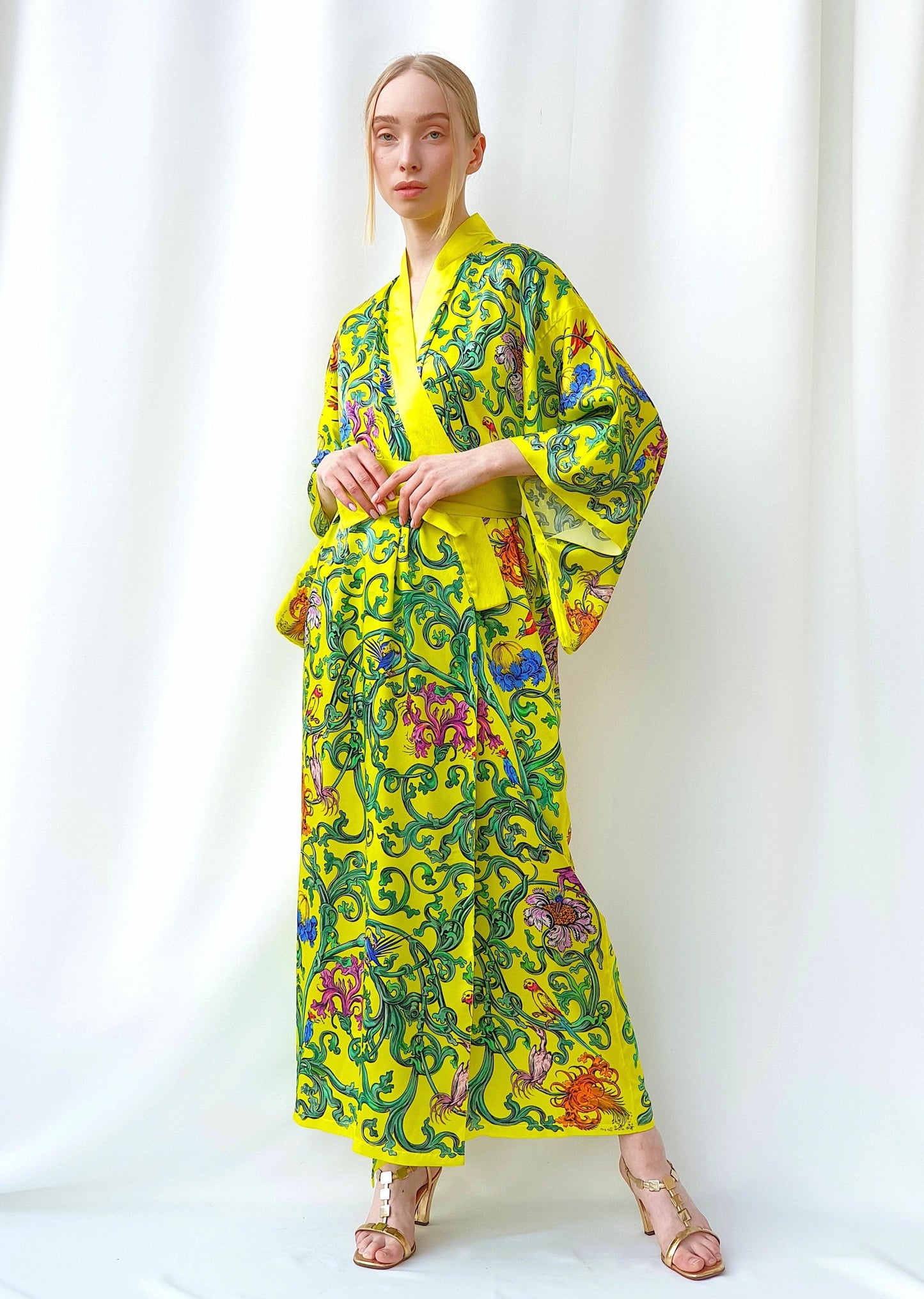 Light_KIMONO "Grapevine" yellow