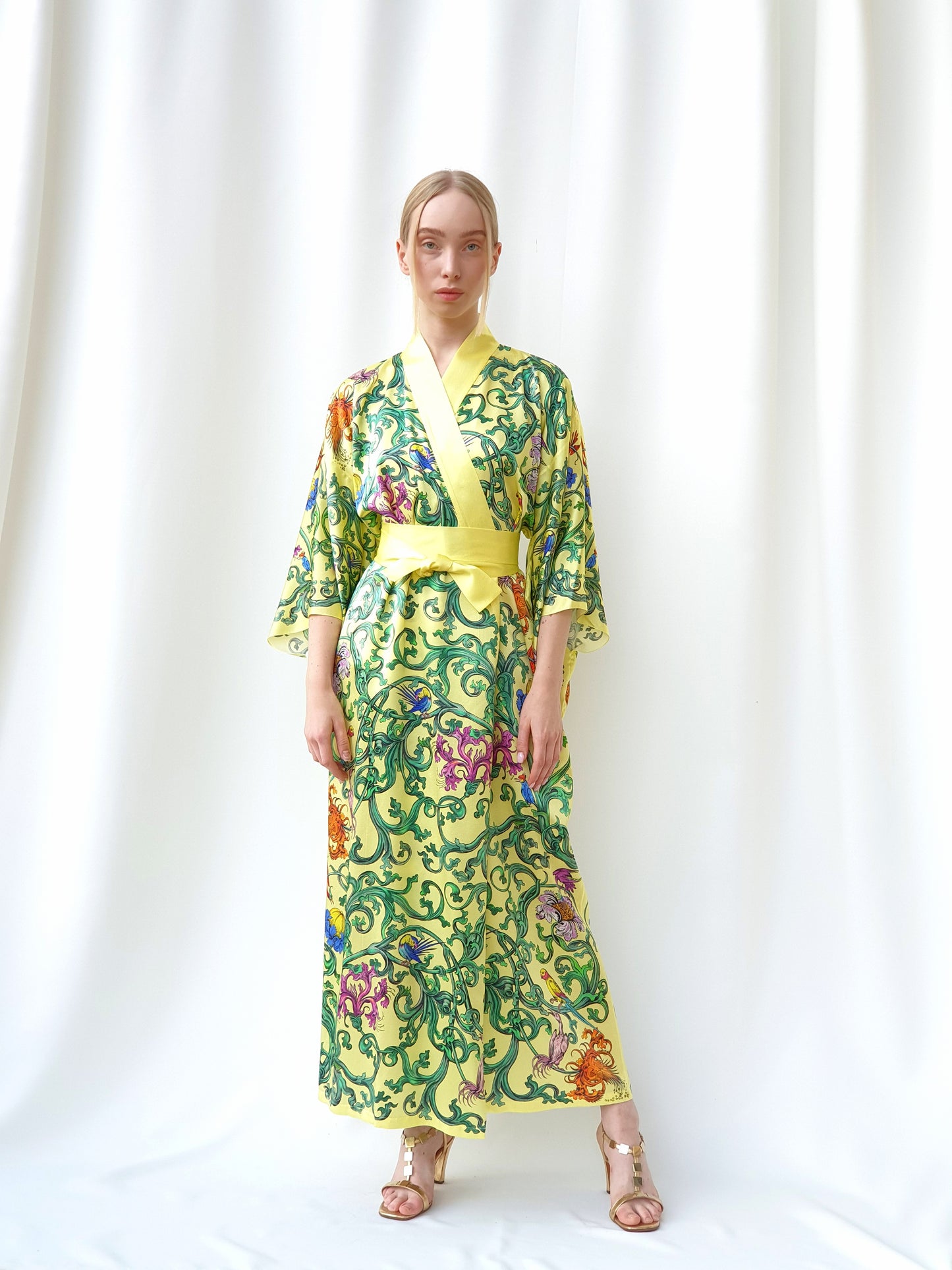 Light_KIMONO "Grapevine" creme