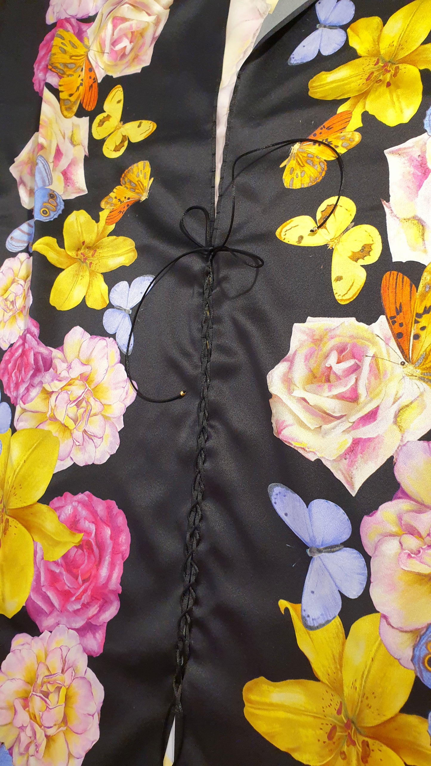 Large transformer_SCARF "Soul Flowers" black