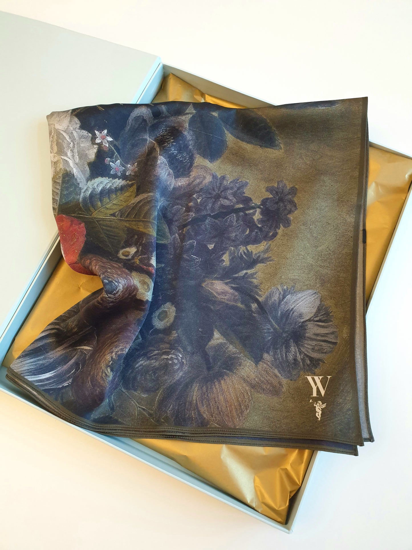 Medium transformer_SCARF "Still life with Flowers"