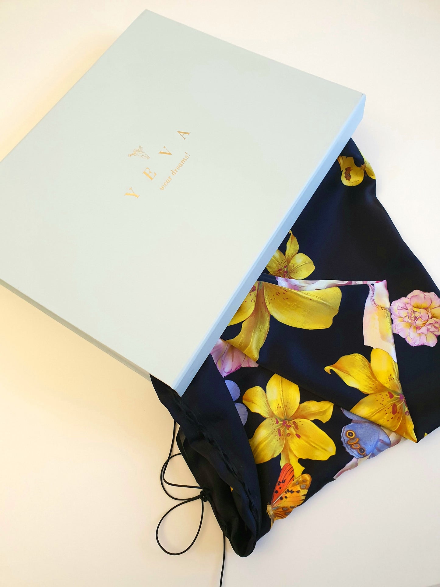 Large transformer_SCARF "Soul Flowers" black