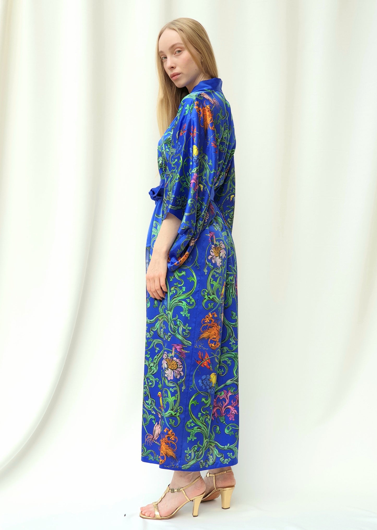 Light_KIMONO "Grapevine" blue