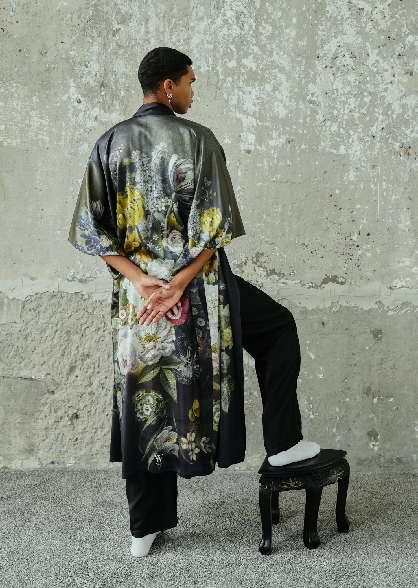 Light_KIMONO "Still Life with Flowers"