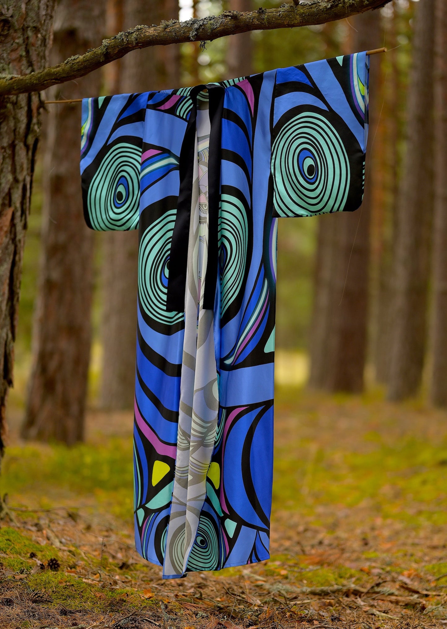 Light_KIMONO "TOTEM WOLF"