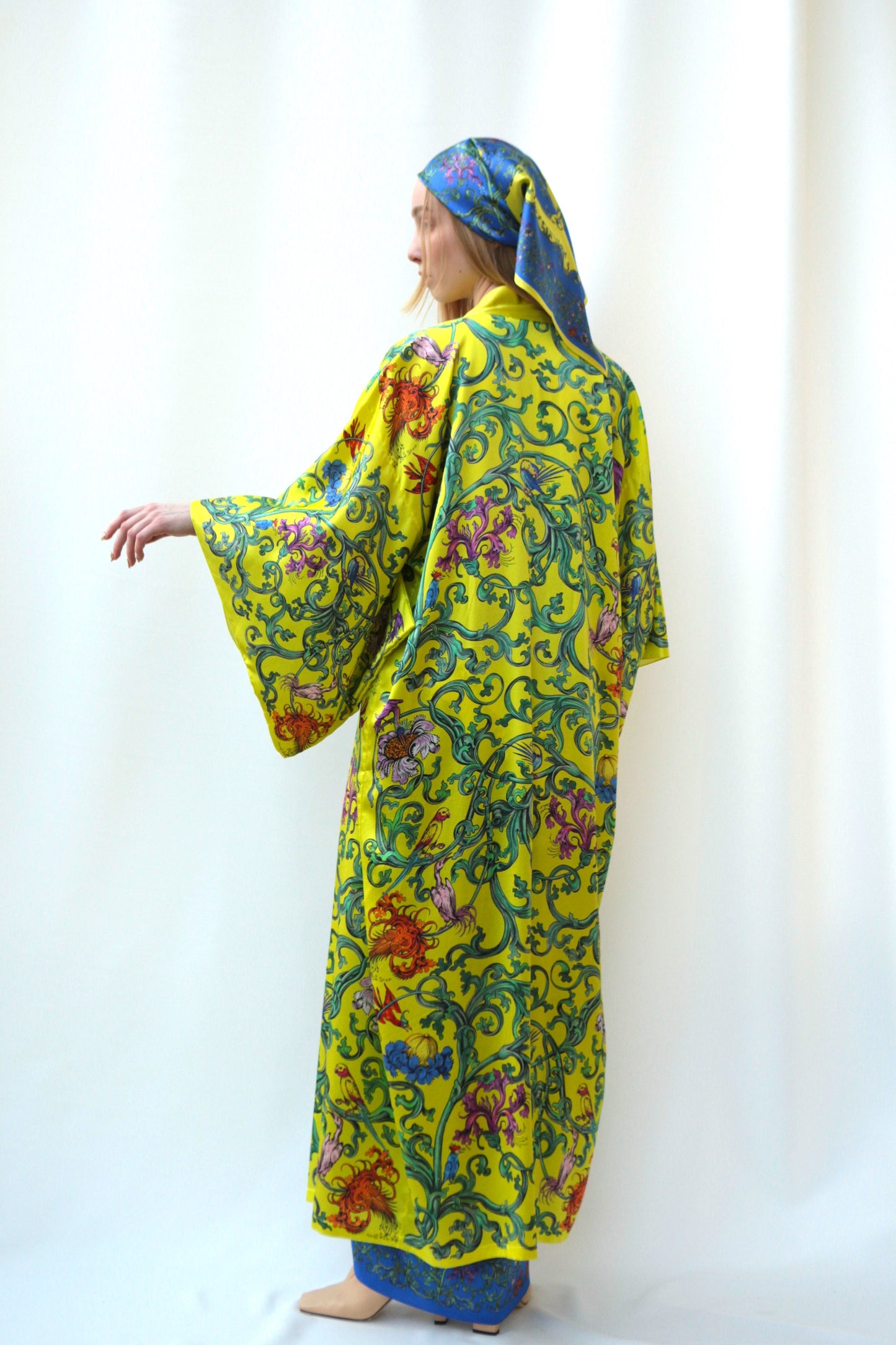 Light_KIMONO "Grapevine" yellow