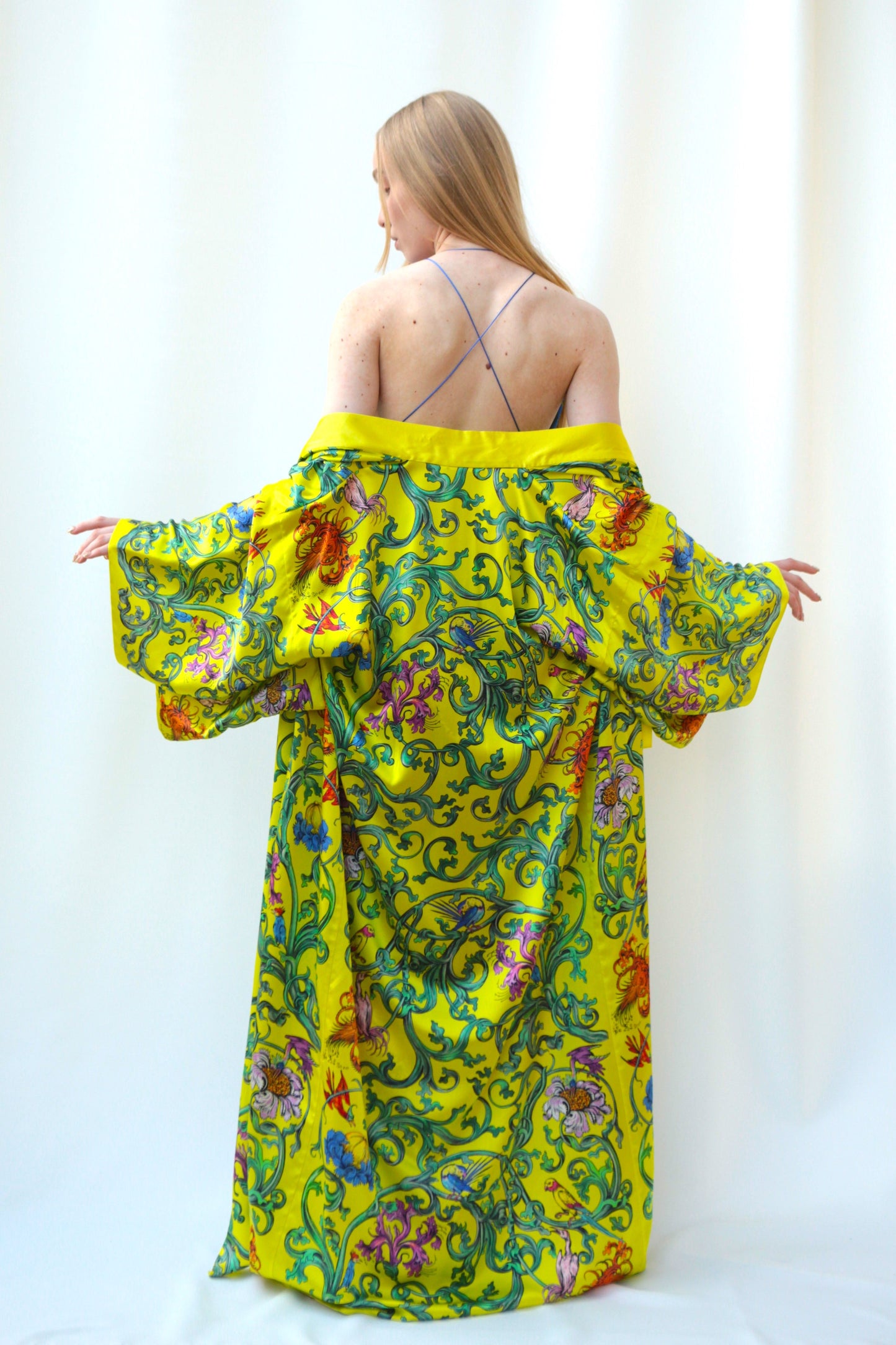 Light_KIMONO "Grapevine" yellow