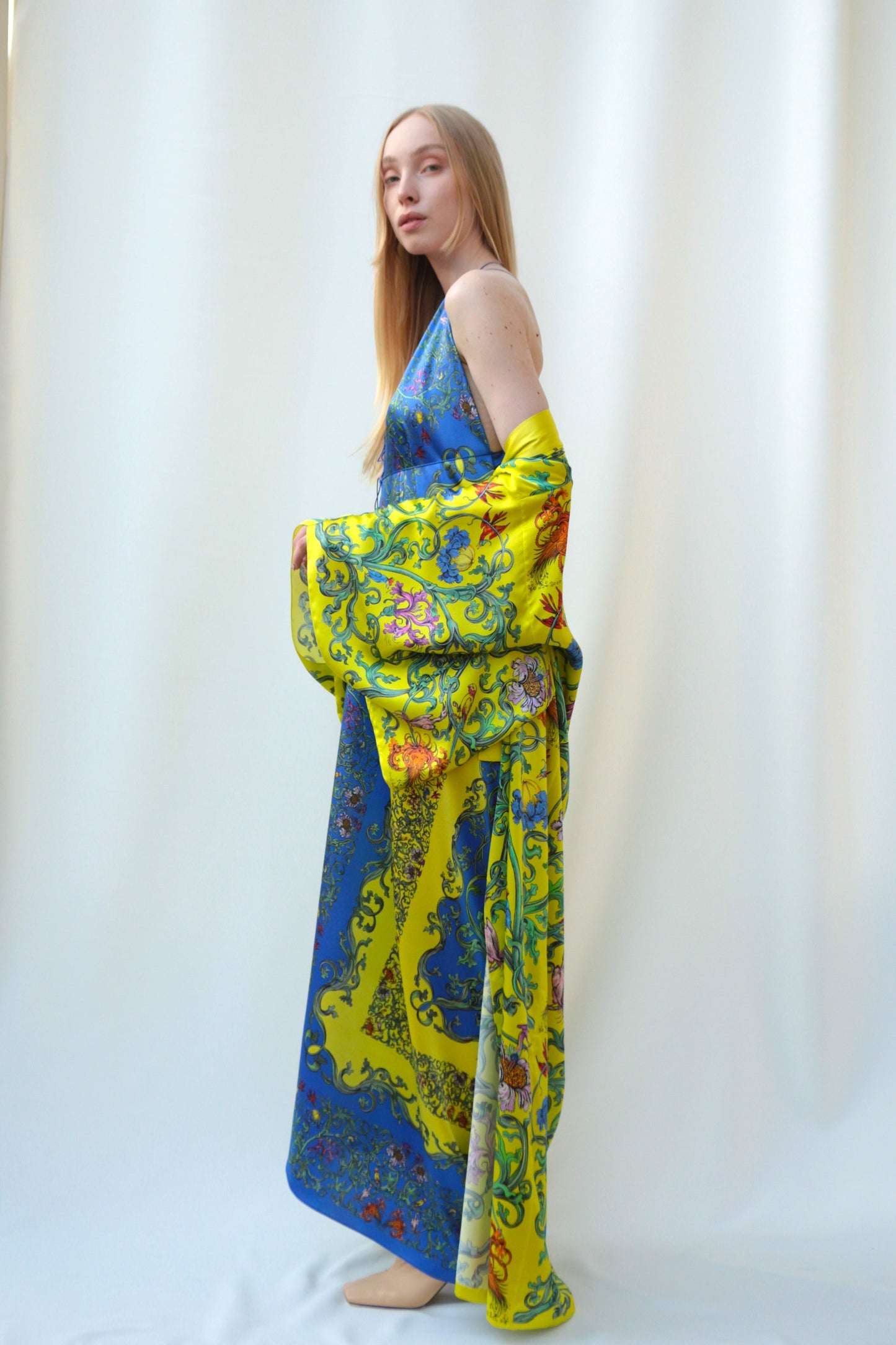 Light_KIMONO "Grapevine" yellow