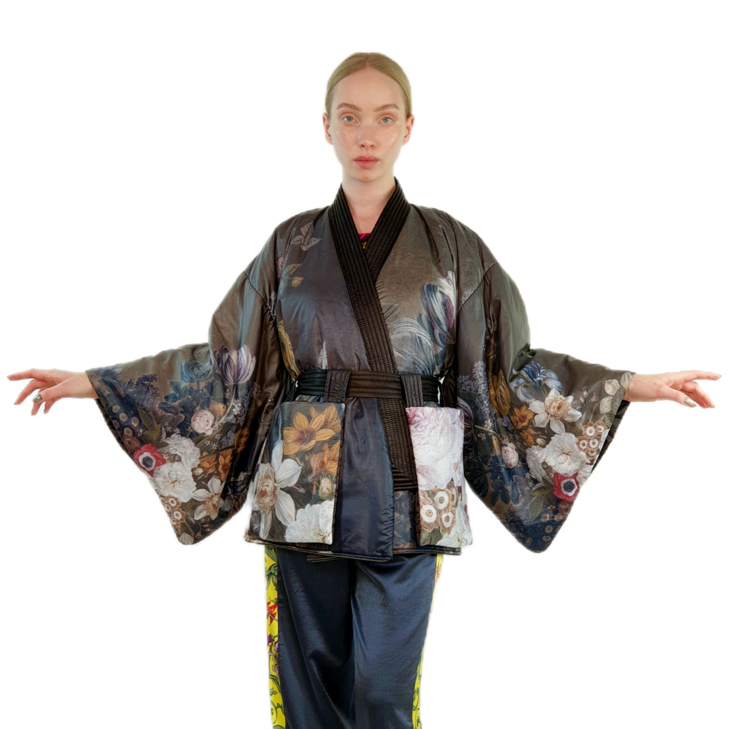 transformer_KIMONO "Still Life with Flowers"